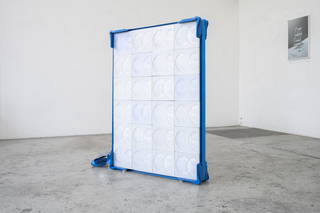 CE-Varianz 2025 / 92 x 124 x 16 cm / 24 cubes 3D printed, blue velcro, blue 50mm lashing strap 